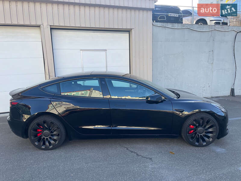 Tesla Model 3 2021