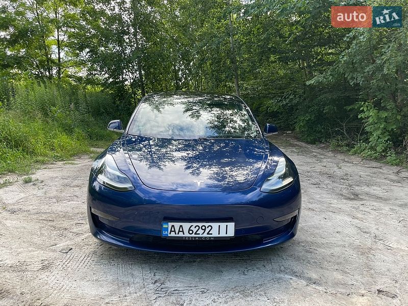 Tesla Model 3 2019