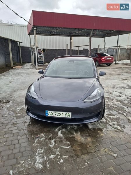 Tesla Model 3 2021