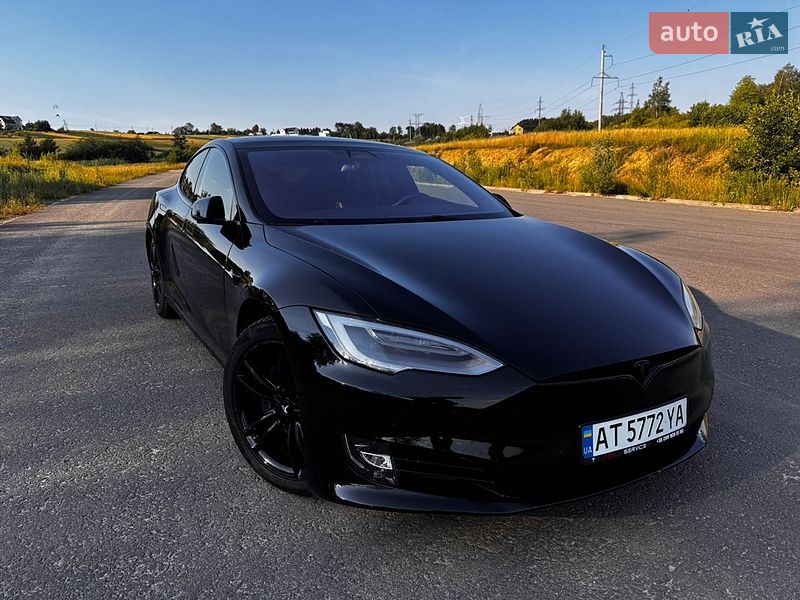 Tesla Model S 2018