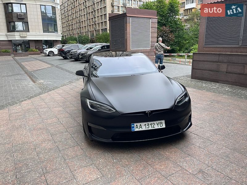 Tesla Model S 2023