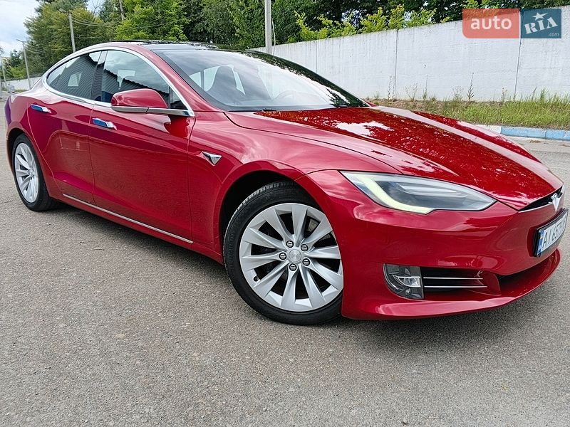 Tesla Model S 2017