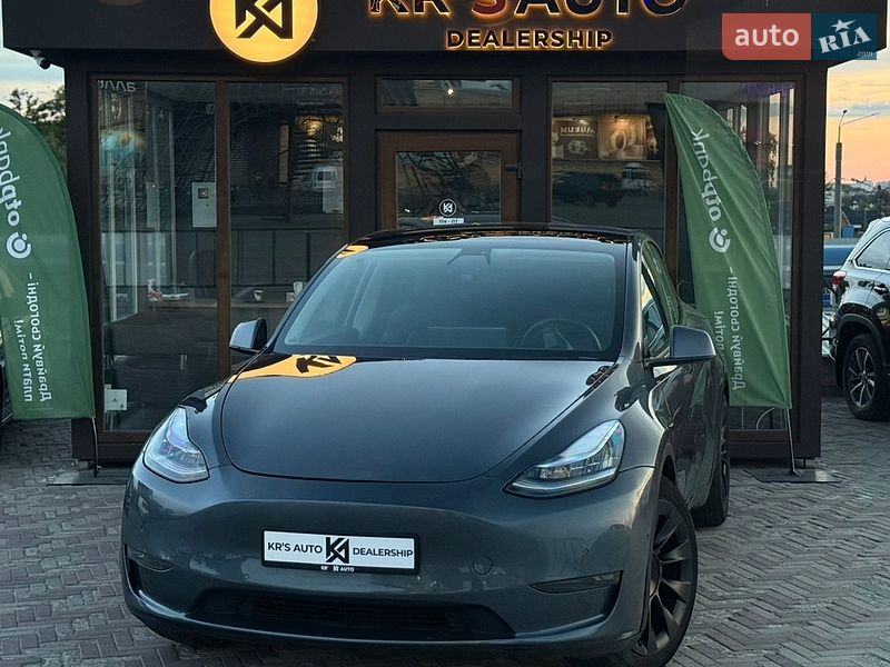 Tesla Model Y 2020