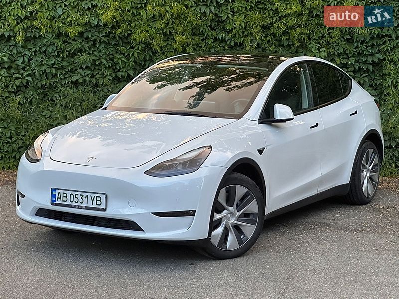 Tesla Model Y 2021