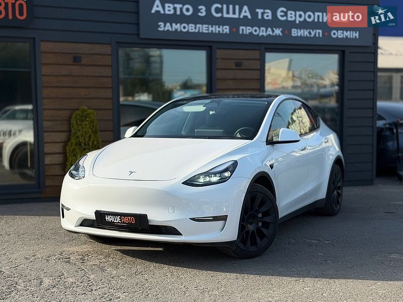 Tesla Model Y 2021