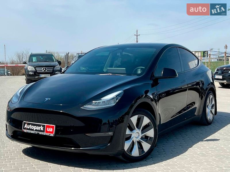 Tesla Model Y 2021