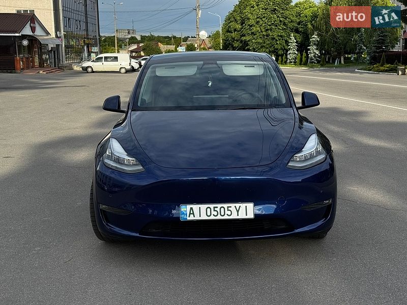 Tesla Model Y 2021