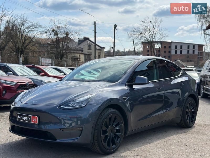 Tesla Model Y 2020
