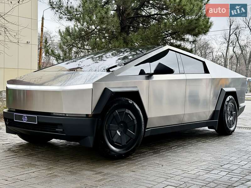 Tesla Cybertruck 2024