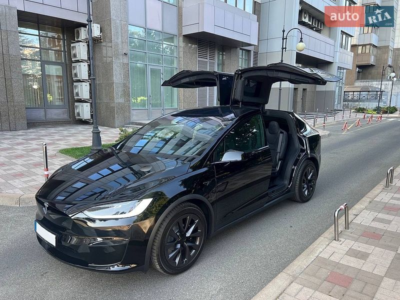 Tesla Model X 2023