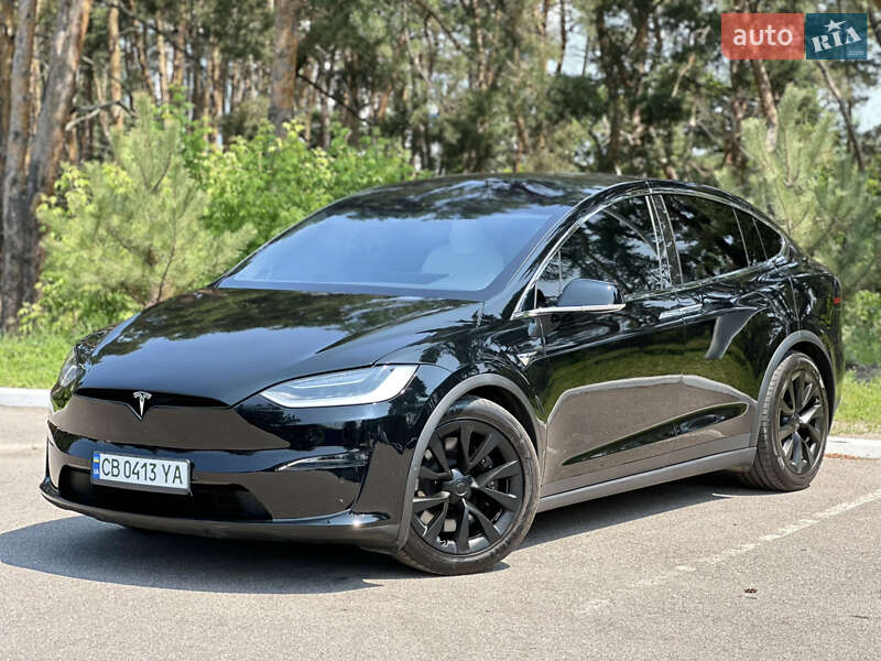 Tesla Model X 2022