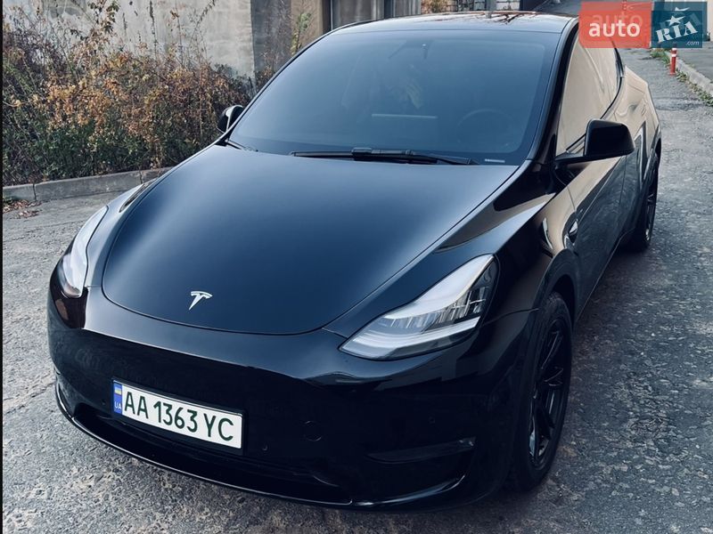 Tesla Model Y 2022