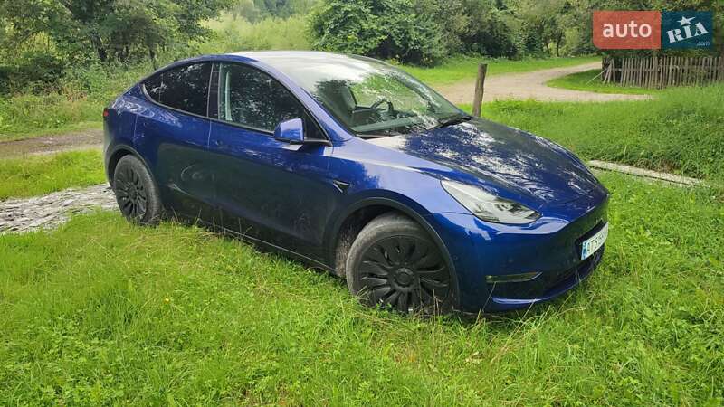 Tesla Model Y 2022