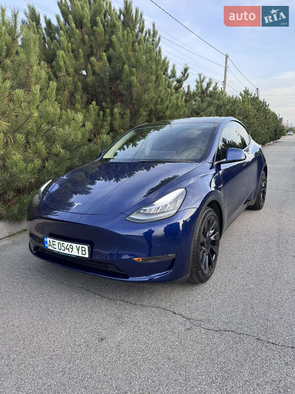 Tesla Model Y 2022