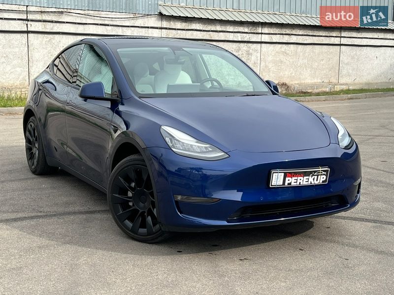 Tesla Model Y 2022