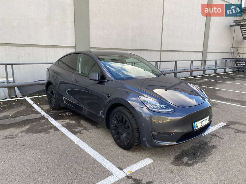Tesla Model Y 2022