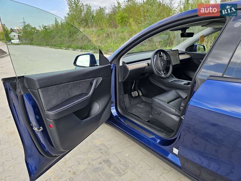 Tesla Model Y 2022