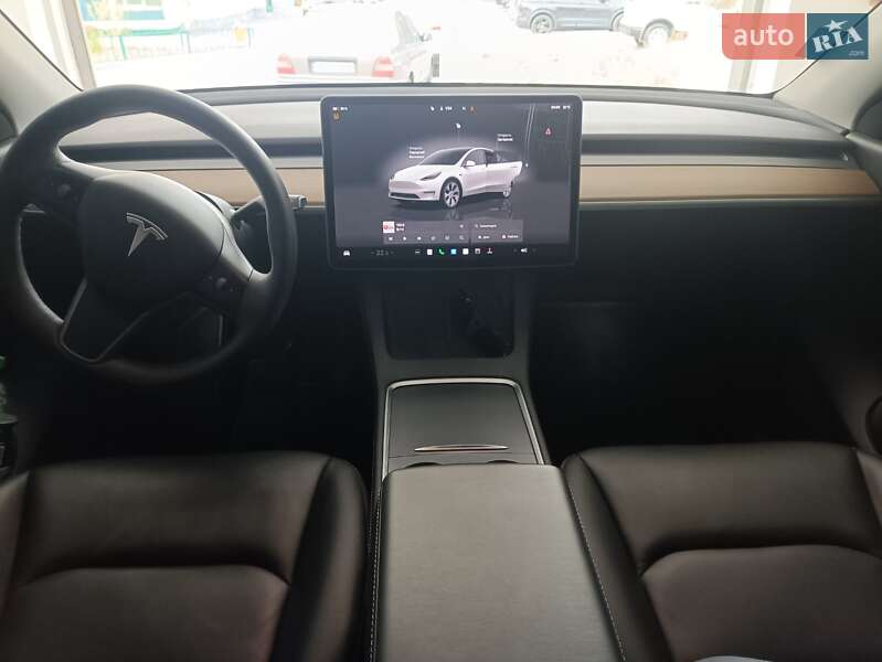 Tesla Model Y 2022