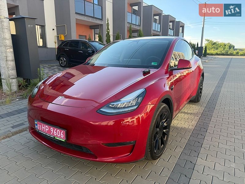 Tesla Model Y 2022