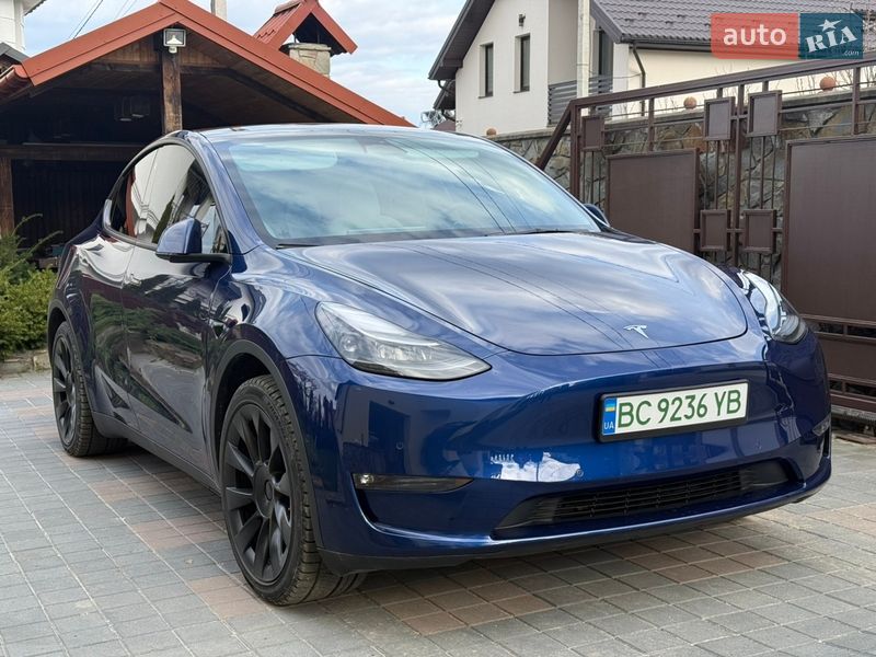 Tesla Model Y 2022