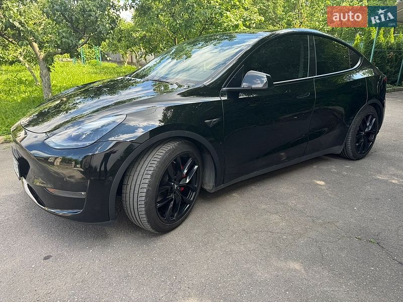 Tesla Model Y 2022