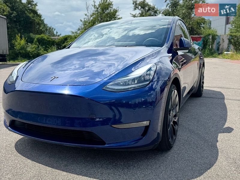 Tesla Model Y 2022