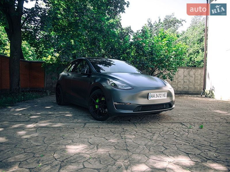 Tesla Model Y 2022
