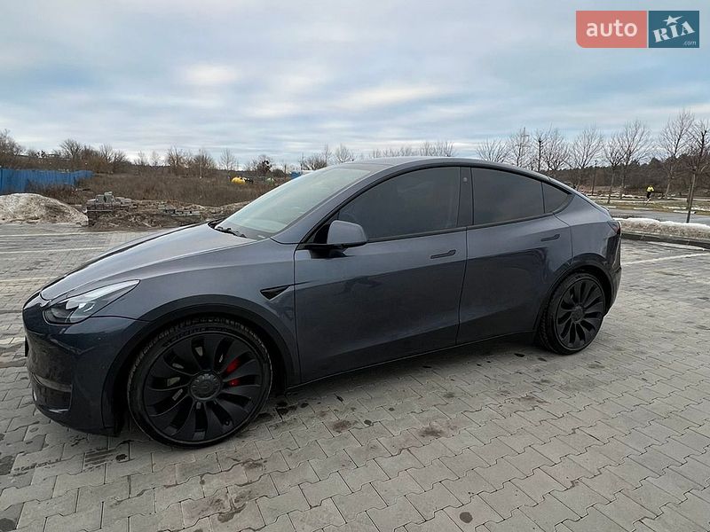 Tesla Model Y 2022