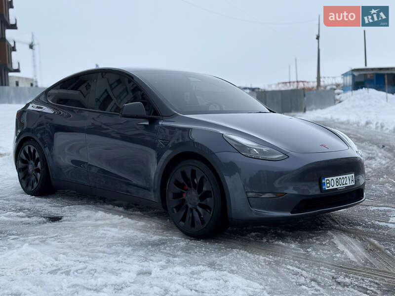 Tesla Model Y 2022