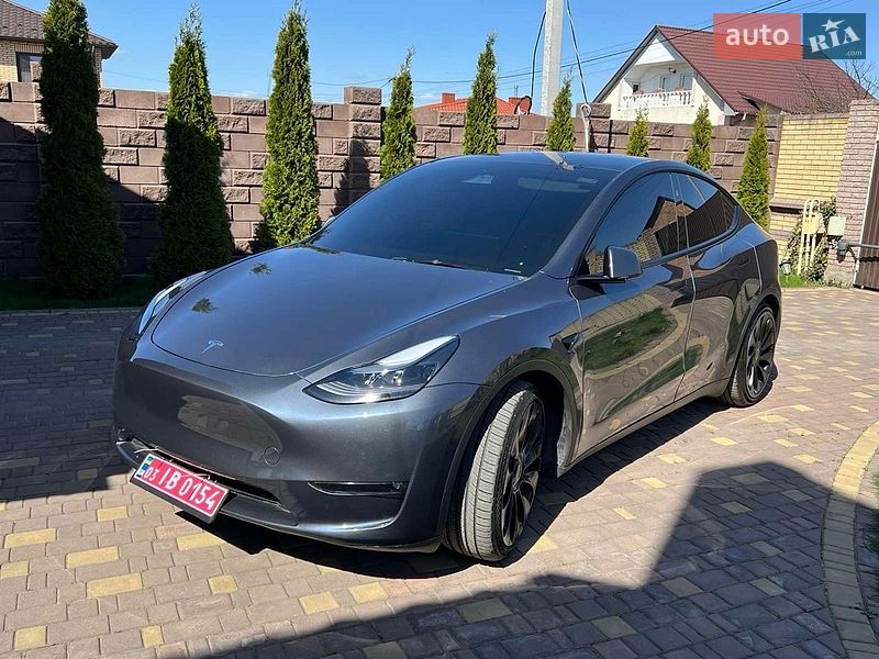 Tesla Model Y 2023
