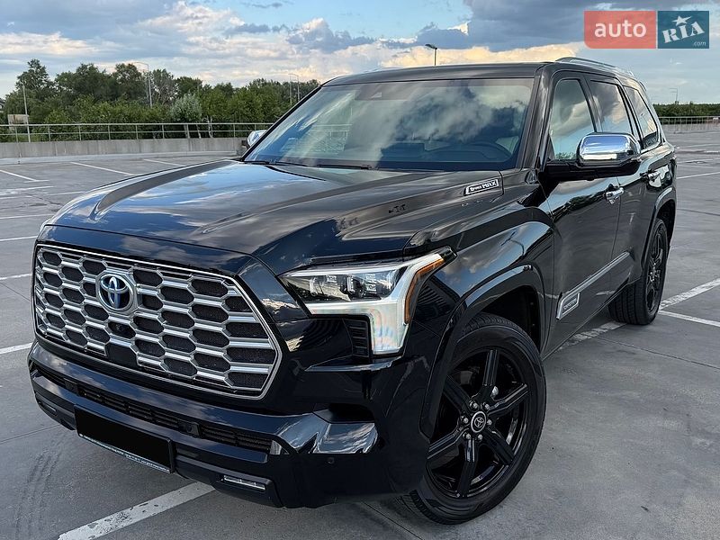 Toyota Sequoia 2023
