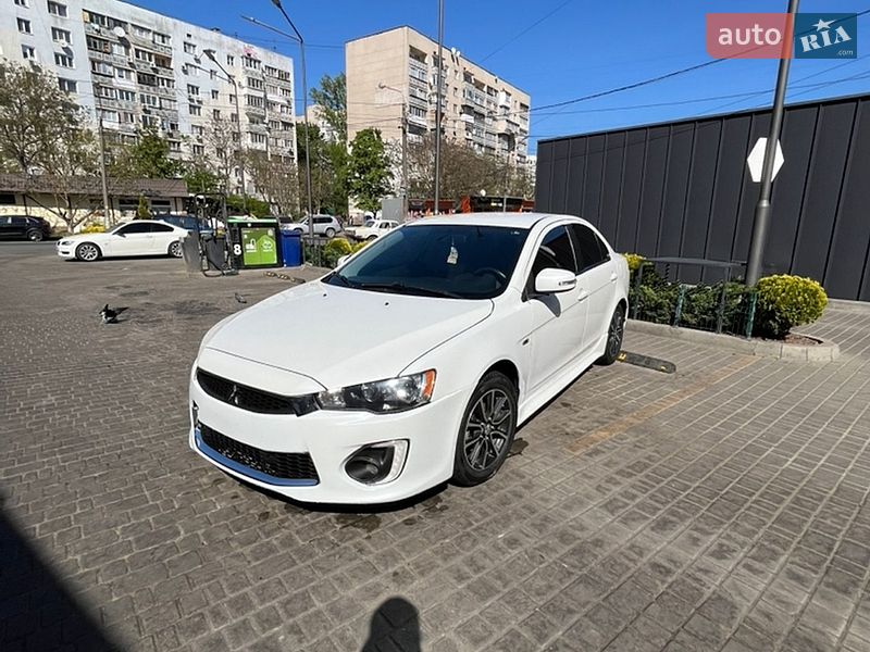 Mitsubishi Lancer 2016