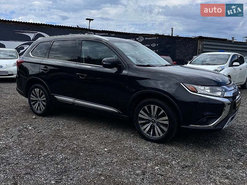 Mitsubishi Outlander 2019