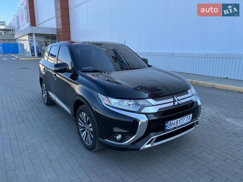 Mitsubishi Outlander 2019
