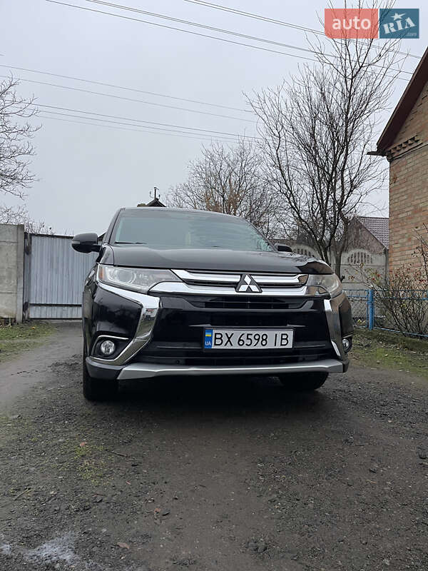 Mitsubishi Outlander 2017