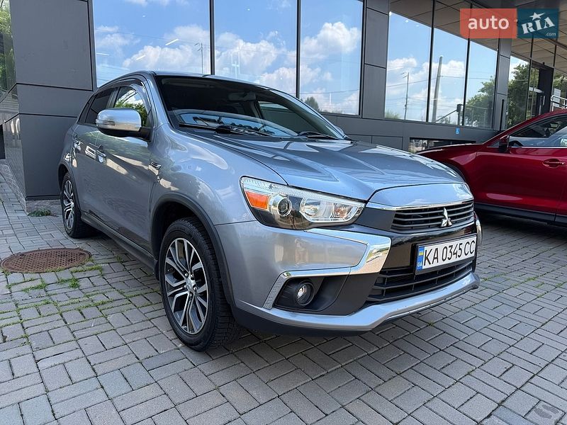 Mitsubishi Outlander Sport 2016