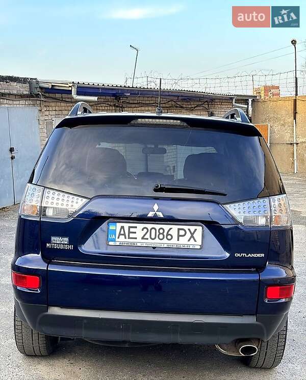 Mitsubishi Outlander 2013