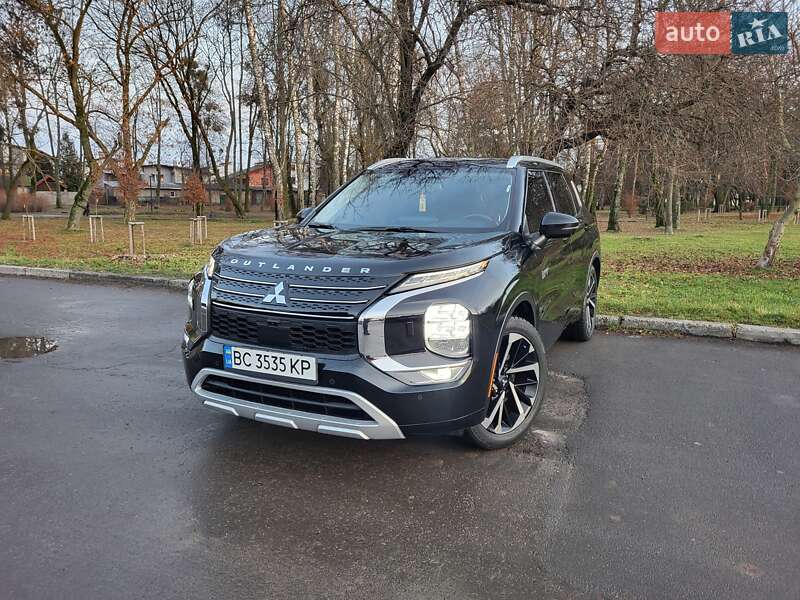 Mitsubishi Outlander 2022