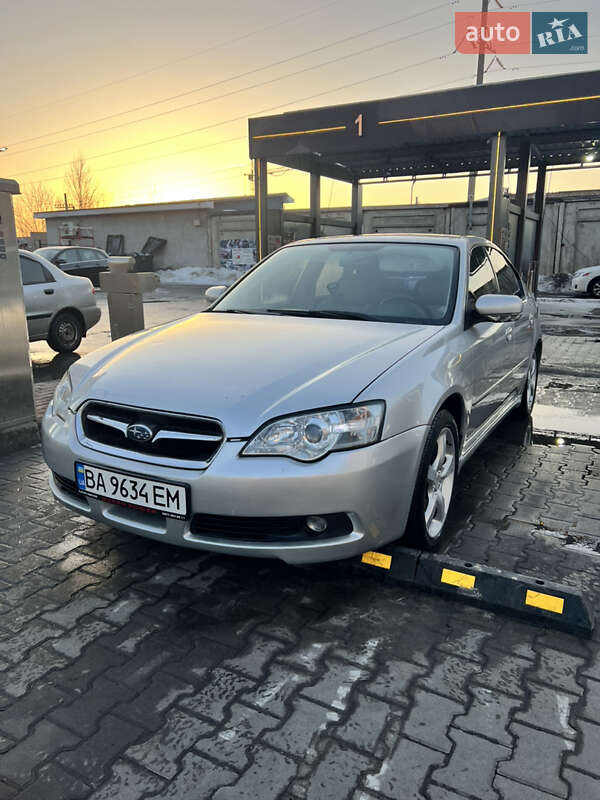 Subaru Legacy 2004
