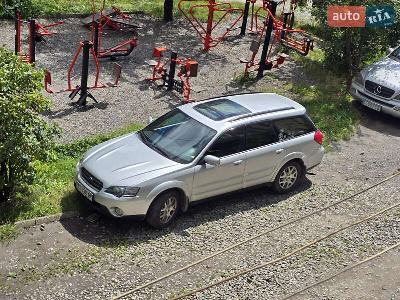 Subaru Outback 2005
