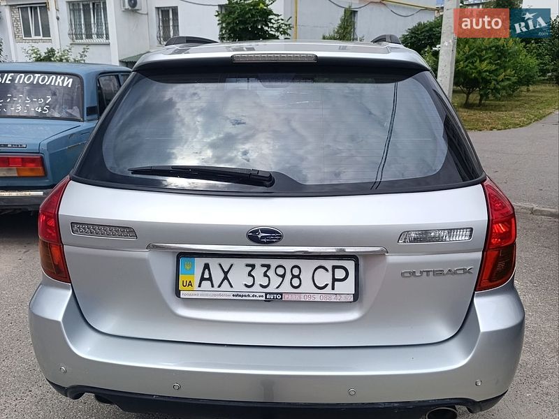 Subaru Outback 2006