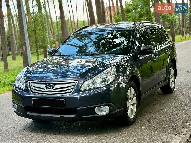 Subaru Outback 2011
