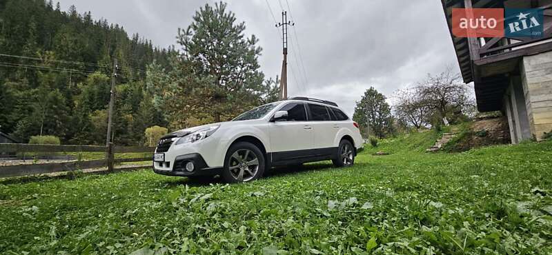 Subaru Outback 2014