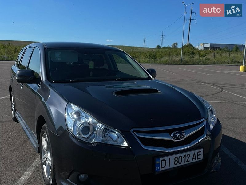 Subaru Legacy 2011