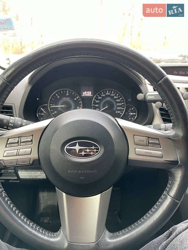 Subaru Outback 2010