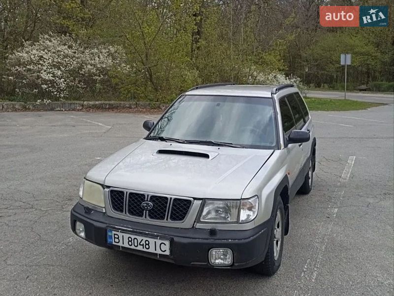 Subaru Forester 2000