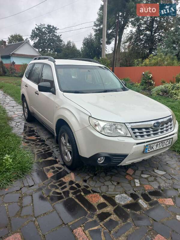 Subaru Forester 2011