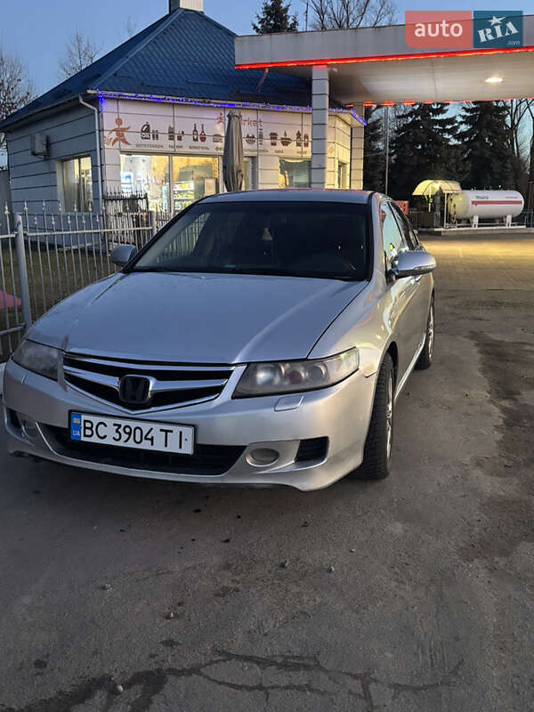 Honda Accord 2005