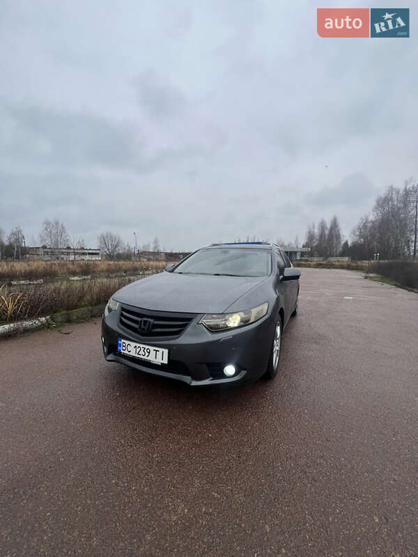 Honda Accord 2011