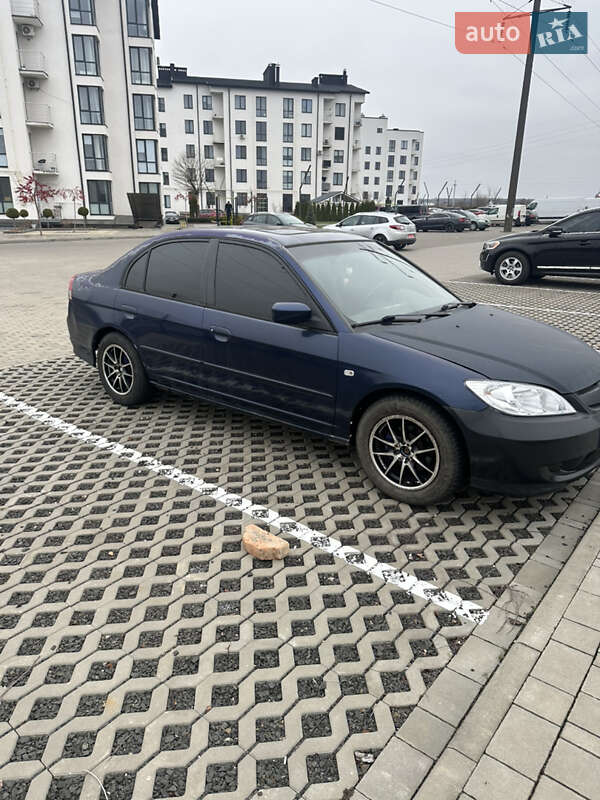 Honda Civic 2004